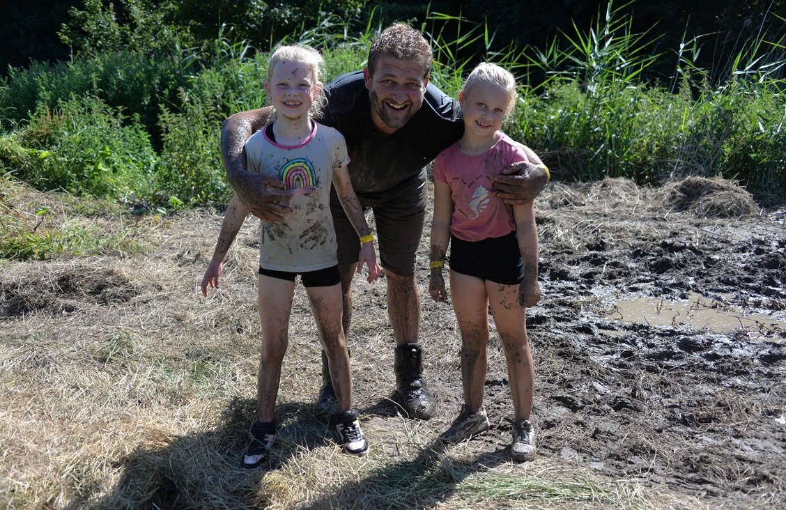 MudRun Piershil tijdens feestweel
